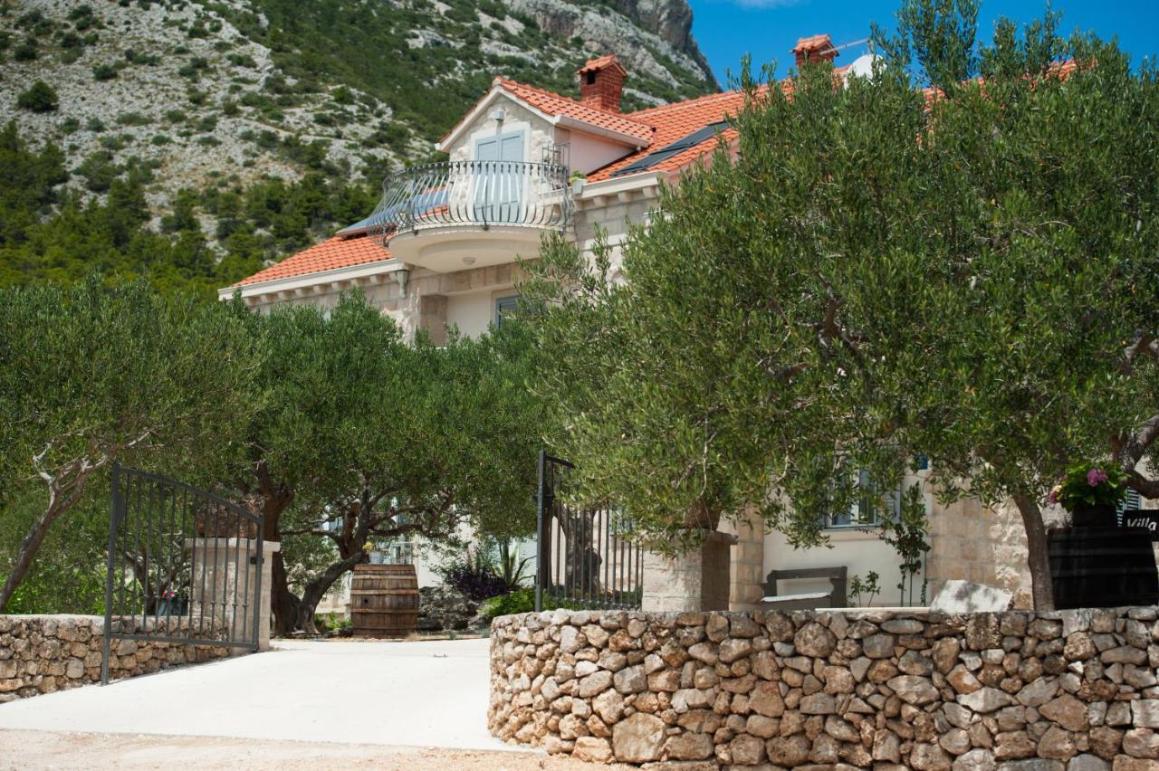 Villa Franka With Swimming Pool ボル エクステリア 写真