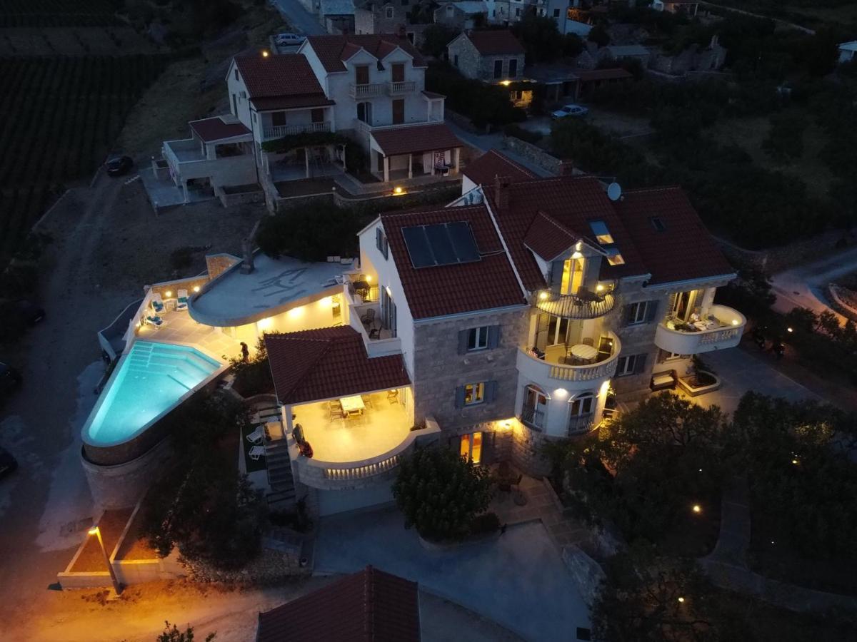 Villa Franka With Swimming Pool ボル エクステリア 写真