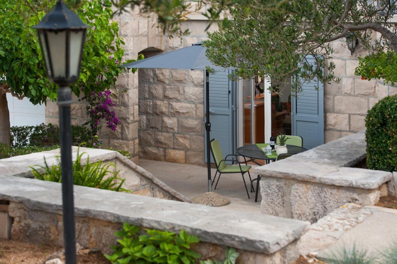 Villa Franka With Swimming Pool ボル エクステリア 写真