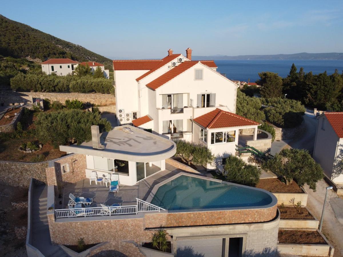 Villa Franka With Swimming Pool ボル エクステリア 写真